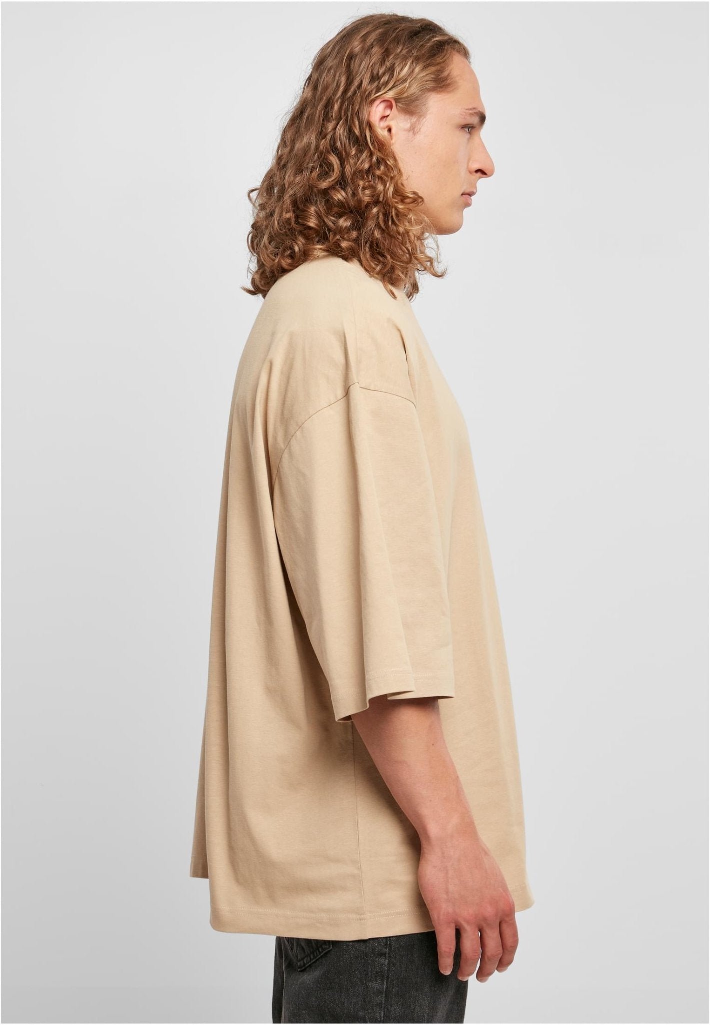 HUGE 002.23 - Vēr Vīci | Online Store