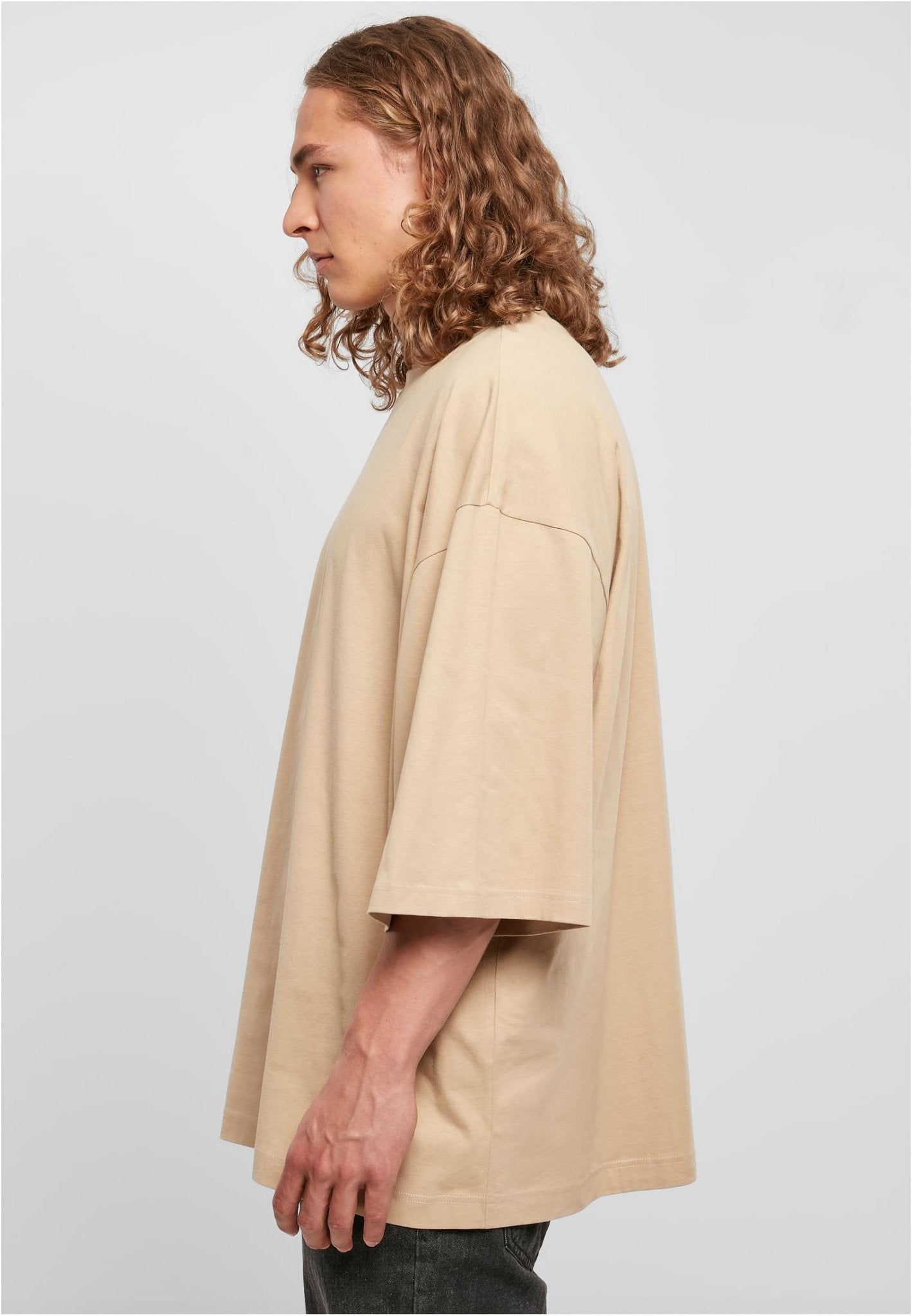 HUGE 002.23 - Vēr Vīci | Online Store